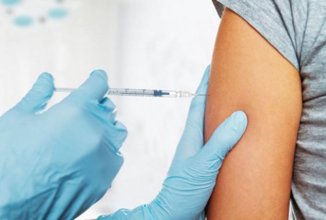 Những lưu ý “sống còn” khi tiêm vắc xin cúm, ai cũng nên biết