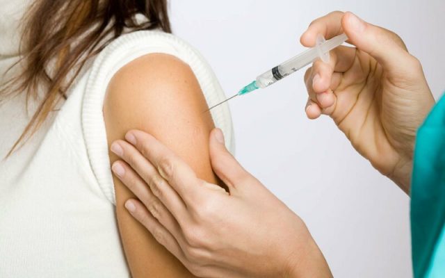 Tiêm vắc-xin trước khi mang thai vào thời điểm nào?